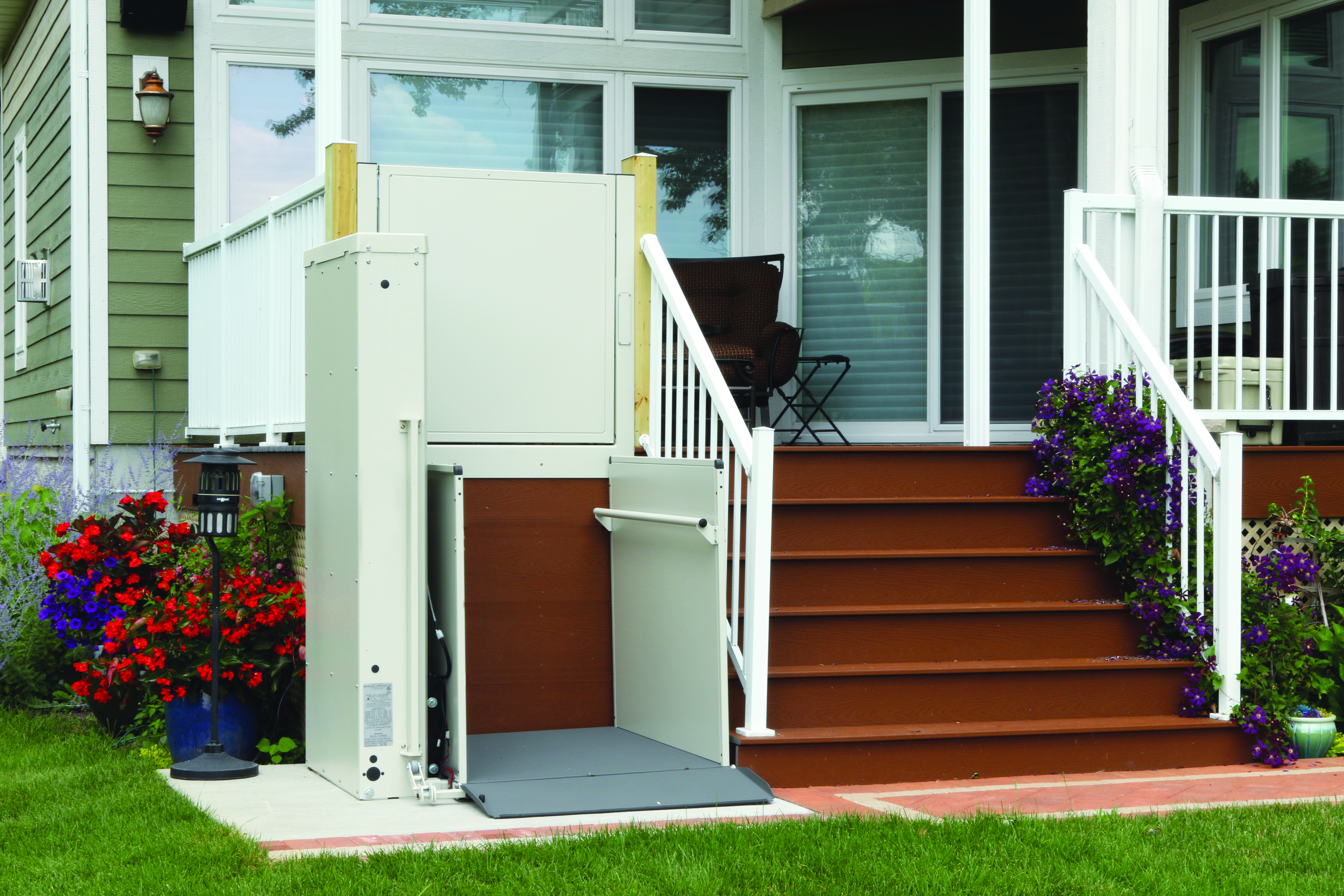 Bruno Vertical Lift Exterior